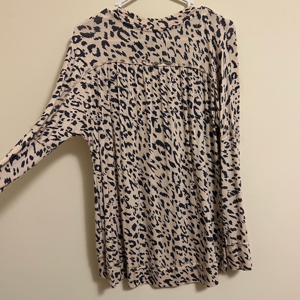 Kelly Reneé Shirt - Picture 5 of 7